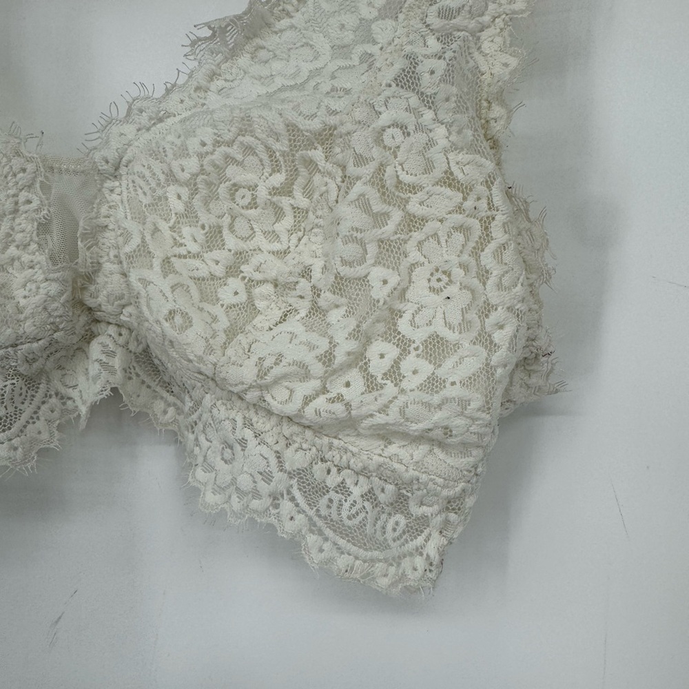 Aerie Women's Lace Cream Bralette  Size XS Lingerie Back Clasps Mesh Details - Picture 2 of 5